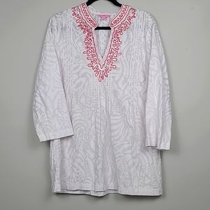 Lilly Pulitzer Sarasota tunic top Pure white with zebra print burn out.